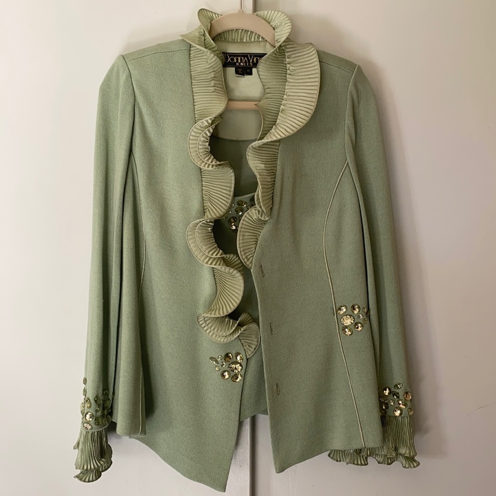 Women’s size 16 Donna Vinci light green blouse and skirt.